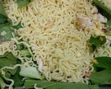 Foto langkah ke 4 dari resep #221 Mie Goreng ala Chinese Food.