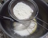 Foto langkah ke 2 dari resep Cake Murah Meriah dengan Margarine Buttercream.