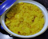 A picture of step 3 of Plain khichdi.