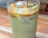 Foto langkah ke 3 dari resep Avocado Coffee 🥑✨☕️.