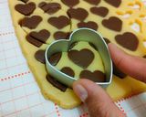 Foto langkah ke 11 dari resep Heart Cookies.