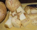 Foto del paso 1 de la receta: Papas crocantes - diferentes - al horno