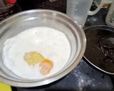 Foto langkah ke 2 dari resep Dadar Gulung Coklat Pisang Keju.