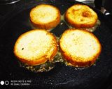 A picture of step 3 of Round Garlic Bread.