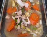 Foto langkah ke 5 dari resep Capcay Ayam Kuah.