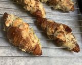Une image de l'étape 9 de Croissant 🥐🥐aux amandes🥜☕️goûter 🌰🥄gourmand.