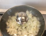 A picture of step 1 of Baked Tuna Empanada.