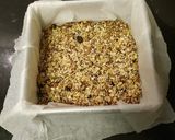 A picture of step 9 of No-bake granola bar(with gulukand).