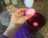 Foto del paso 4 de la receta Pascuas: Huevos marmolados con crema de roquefort