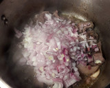 Foto del paso 10 de la receta: Ternera estofada con patatas baby, verduras y setas congeladas