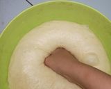 Foto langkah ke 5 dari resep Donat Maizena Madu.