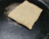 A picture of step 4 of Paneer Paratha.