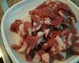 Foto del paso 1 de la receta: Pita rellena de carne verduras y salsa de yogur
