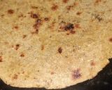 A picture of step 3 of Makka ka parantha.