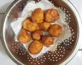 Foto langkah ke 5 dari resep Oliebollen - Dutch Doughnuts.