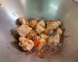 A picture of step 2 of Lonka Roshun Pora Masala Chicken.