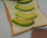 Foto langkah ke 2 dari resep Roti panggang isi alpokat.