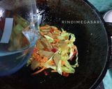 Foto langkah ke 4 dari resep 292. Mie Tek-tek Kuah.