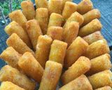 Foto langkah ke 6 dari resep Risol ala Dapoeray's.