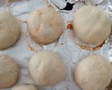 A picture of step 9 of Pizza bombs.