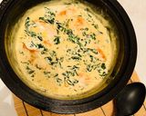 Une image de l'étape 5 de Poulet aux épinards et parmesan.