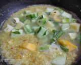 A picture of step 2 of Sabudana khichdi with fried potatoes.