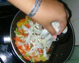 Foto langkah ke 4 dari resep Oseng Jamur Mudah.