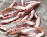 Foto del paso 4 de la receta: Botifarra o longaniza fresca con setas variadas de temporada 🍁🍄🍂