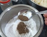 A picture of step 3 of Cauliflower Manchurian.