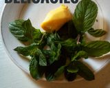 A picture of step 4 of Tasty Green juice.