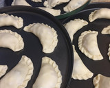 Foto del paso 6 de la receta: Empanadas salteñas con opción vegana