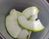 Foto langkah ke 1 dari resep Rujak Jambu Kristal.