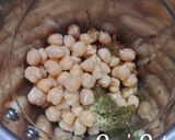 A picture of step 2 of Avocado Hummus.