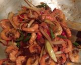 Foto langkah ke 2 dari resep Udang Goreng Mentega.