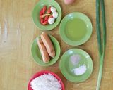 Foto langkah ke 1 dari resep Nasi goreng garlic|Nasi goreng bawang putih.