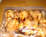 Foto del paso 2 de la receta: Pollo con miel y soja