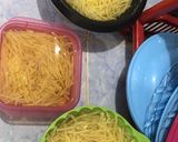 Foto langkah ke 1 dari resep Kentang kering pedas manis tahan lama.