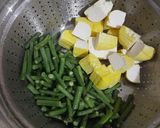 Foto langkah ke 1 dari resep Sayur Santan Kacang Panjang Tahu.