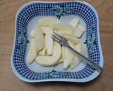 Pas rețetă Bărcuțe din foietaj cu mere, zmeura și nucă 2 fotografie