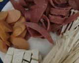 Foto langkah ke 1 dari resep Tumis enoki beef.