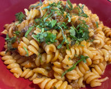 Foto del paso 5 de la receta: Espirales con salsa boloñesa al sartén 🍝