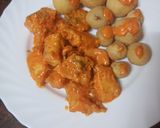 Foto del paso 11 de la receta: Pescado con mojo de pimiento y tomate asado y papas arrugás