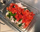 Une image de l'étape 5 de Piments verts doux aux tomates et oignon de roscoff.