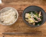A picture of step 8 of Hotpot - Spinach, pork, ginger, garlic, sesame oil and many vegetables, Japanese style.