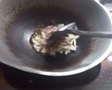 Foto langkah ke 3 dari resep Tumis Oyong Telur.