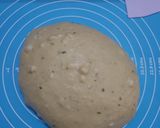 Foto langkah ke 7 dari resep Cheddar & Paprika Soft Sourdough Bread.