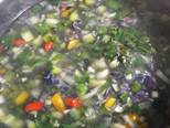 Foto del paso 1 de la receta Sopa de verduras cortadas a cuchillo