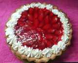 Foto del paso 9 de la receta: Tarta de frutillas con crema 🍓