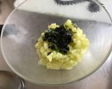 Une image de l'étape 6 de Concombres Noa à la ricotta,herbes fraîches et radis multicolores.