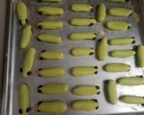 Foto langkah ke 4 dari resep Cookie ulat sagu.